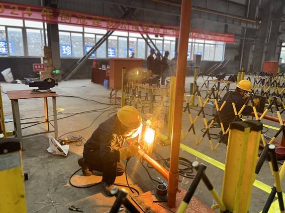 公司舉辦電焊工、電工技術比武